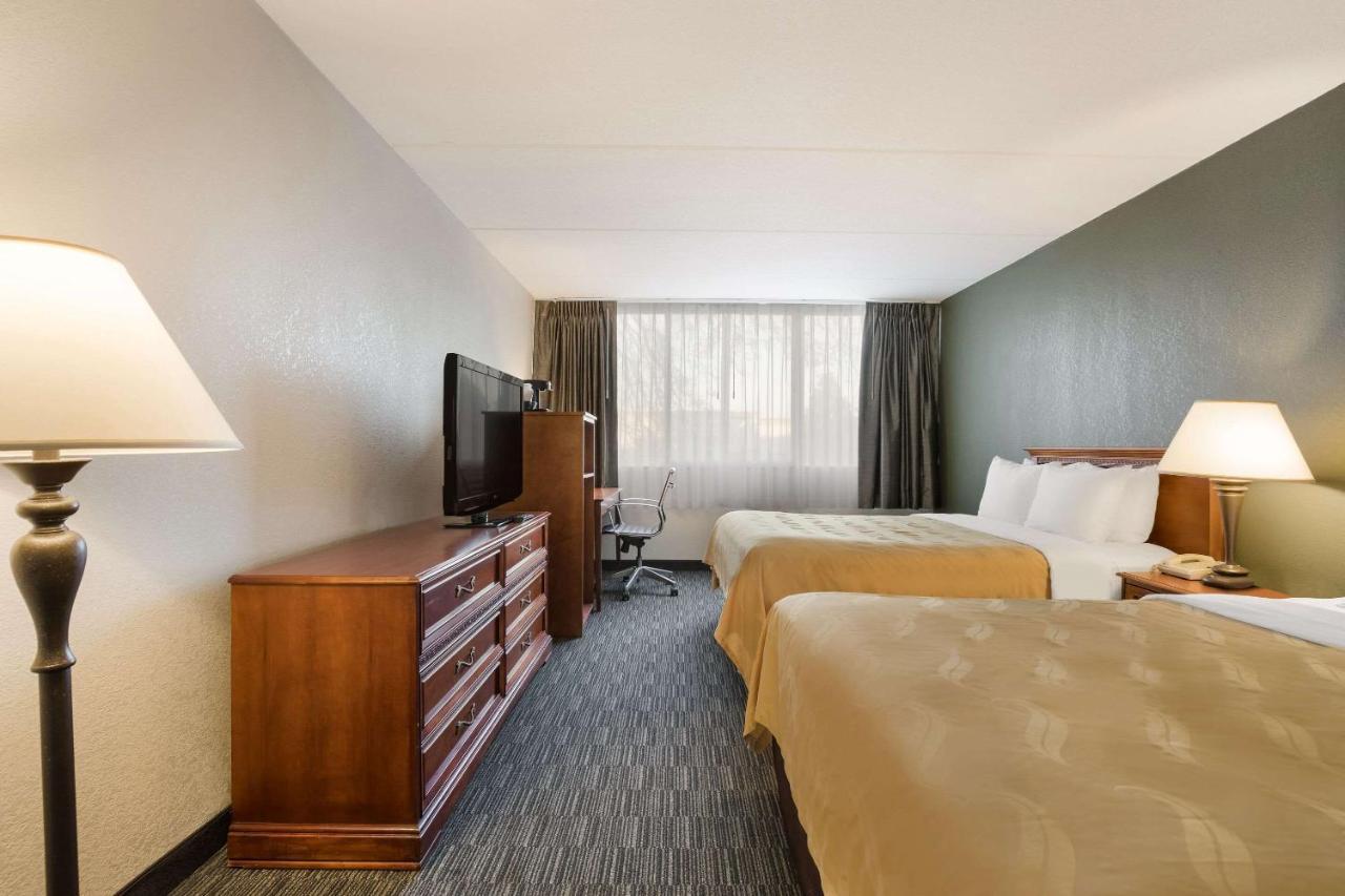 Quality Inn Joliet Exterior photo